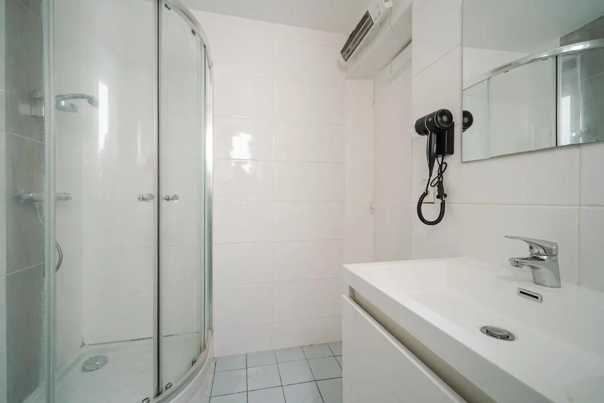 Cozy Studio In Voltaire - V Paris