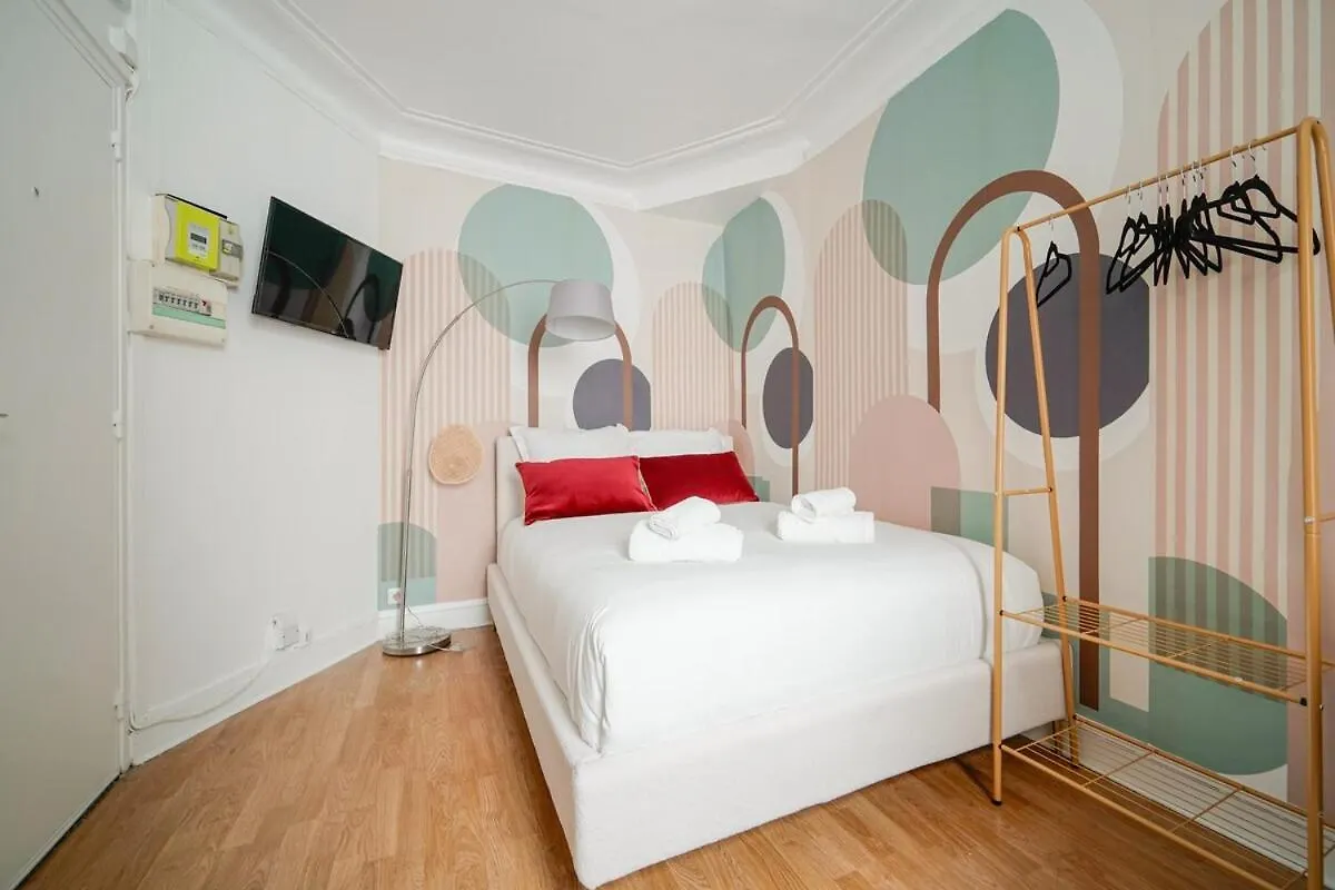 Apartment Cozy Studio In Voltaire - V Paris